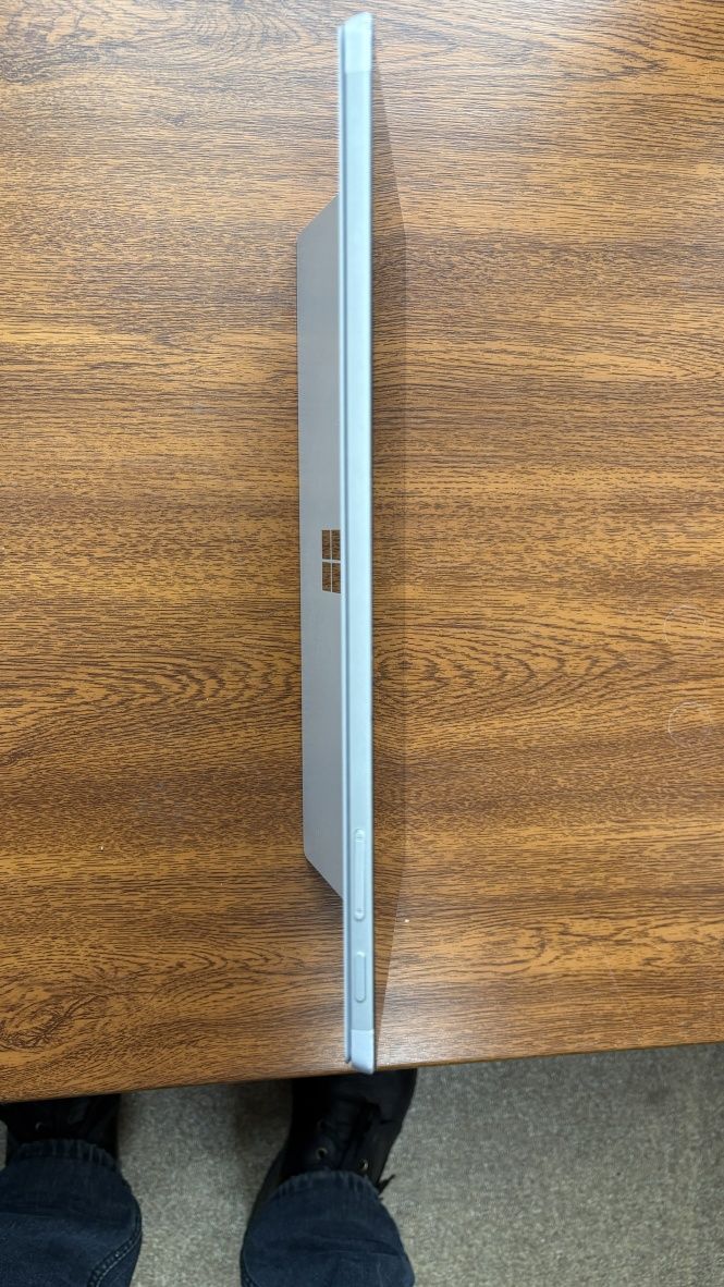 Продам два планшети Microsoft Surface Pro 7, 8/128 Гб