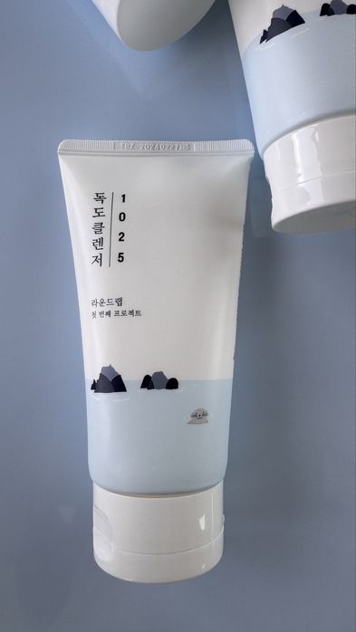 Round Lab 1025 Dokdo Cleanser пінка для вмивання
