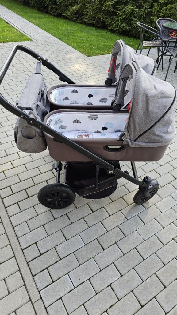 Wózek dla bliźniąt