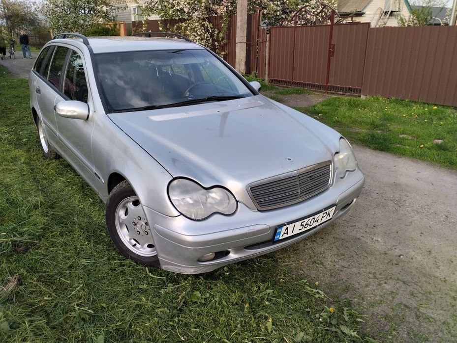 Продам Мерседес С 220