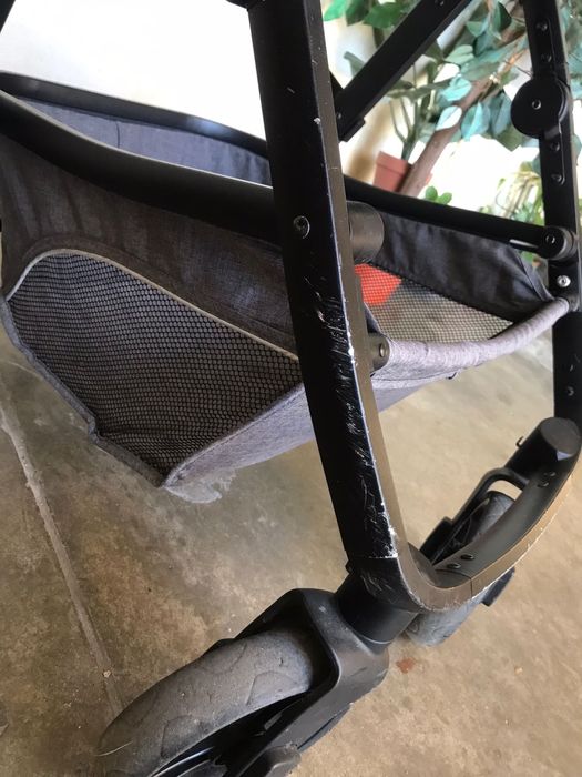 Carrinho de bebé Trio Asalvo