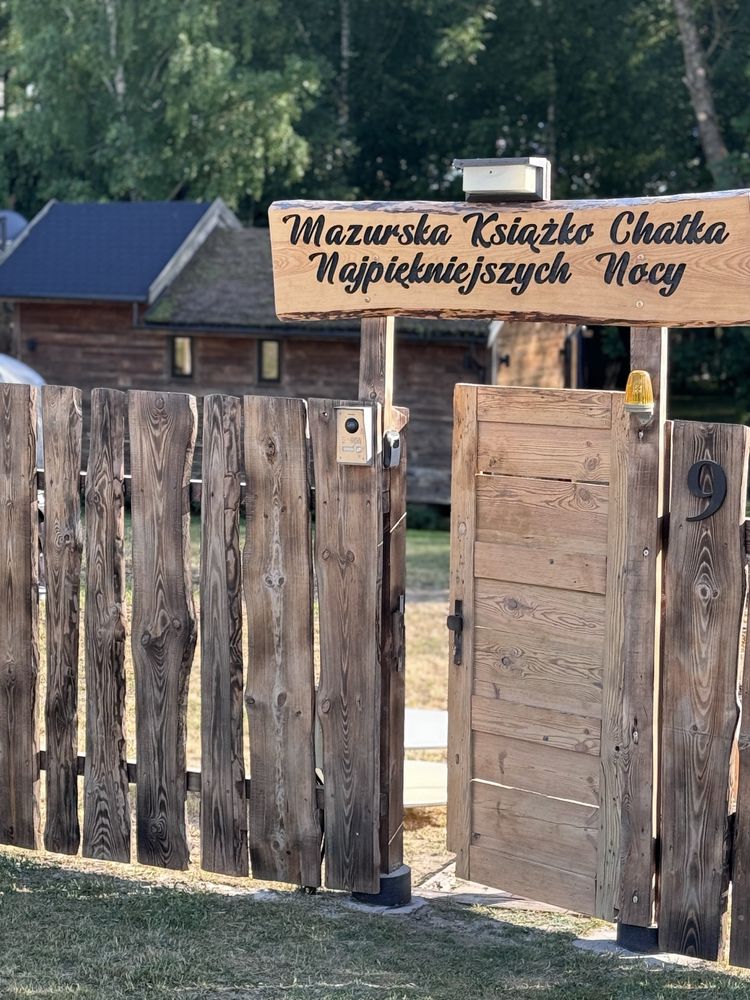 Mazury Noclegi WIĘKSZA  KSIĄŻKO CHATKA Najpiękniejszych Nocy z JACUZZI