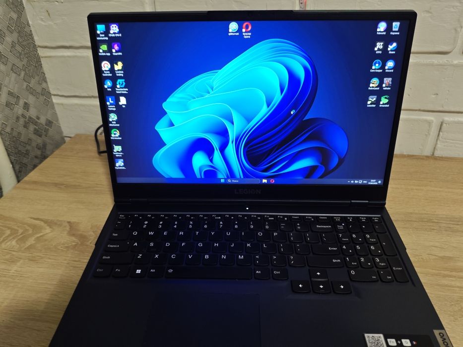 Полурабочий Lenovo Legion 5. R7 5800h + Rtx 3070 laptop 16/256