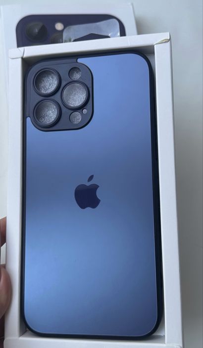 Чохол на 14про макс