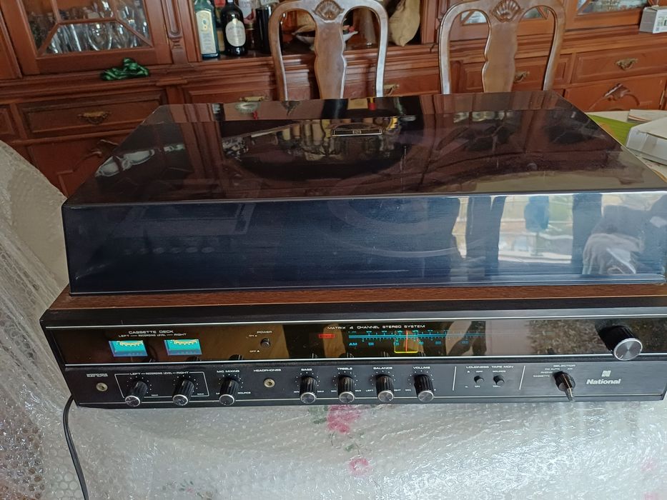 Aparelhagem antiga, Gira discos, rádio  e cassetes