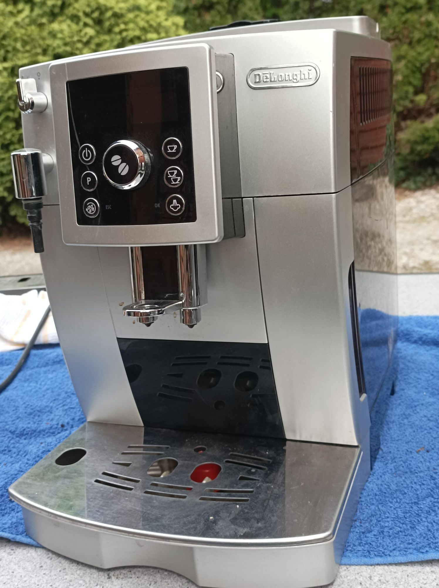 Kawiarka DeLonghi,dawca, przewód zasilający.Tanio!
