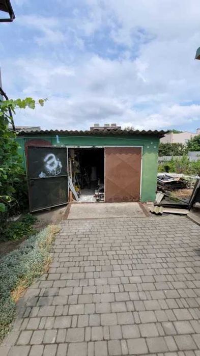 Полдома + гостевой домик с ремонтом в Черноморке, 5 минут до моря!