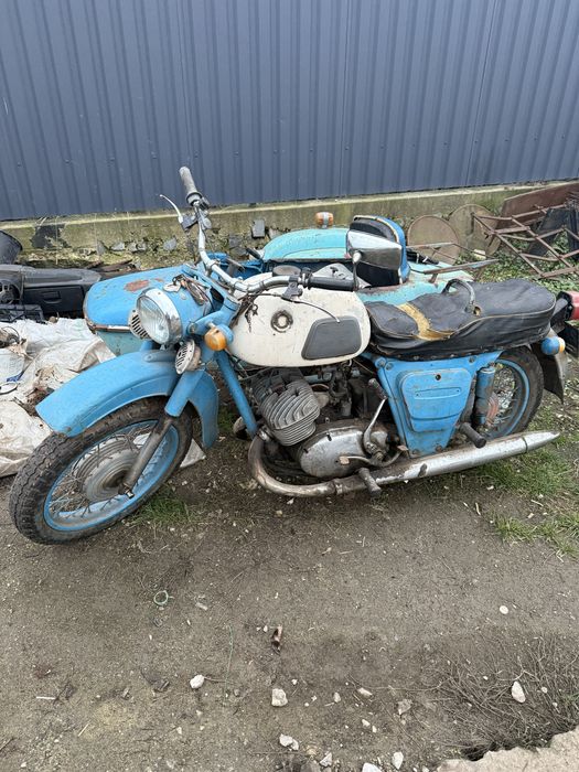 Продам мотоцикол иж з документами на ходу