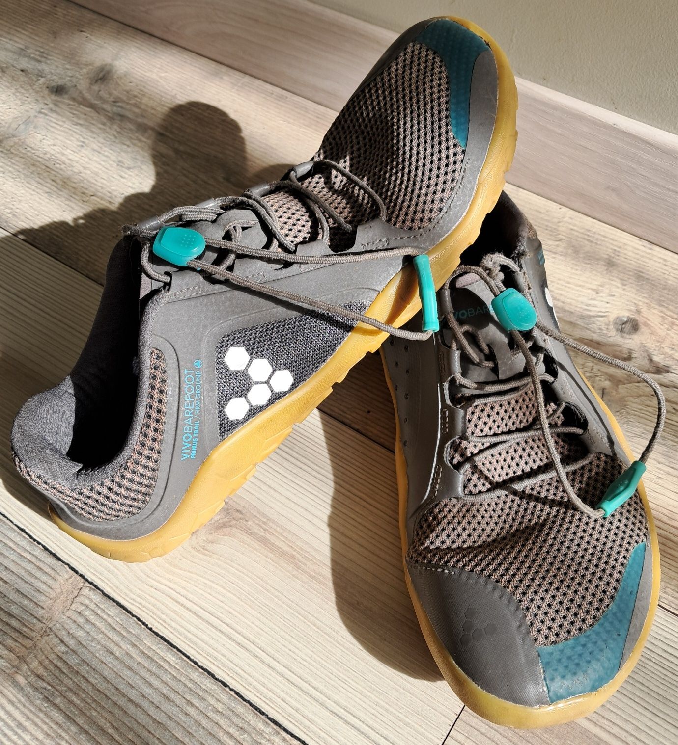 Універсальні Кросівки для бігу VIVOBAREFOOT Primus Trail (р.39)