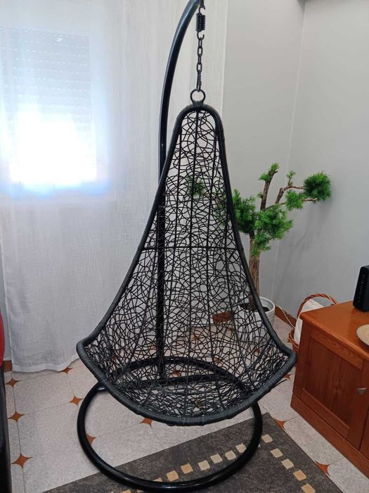 Cadeirão Baloiço Em Rattan