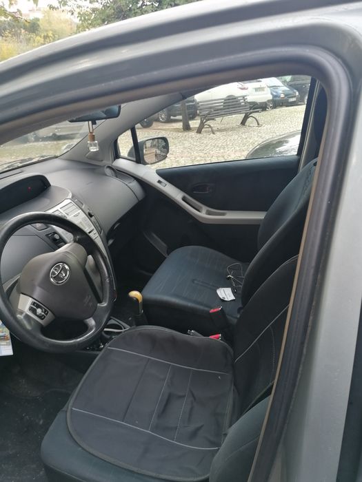 Toyota Yaris 1.4d 5 lugares