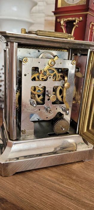 Stary budzik kareciak z pozytywką