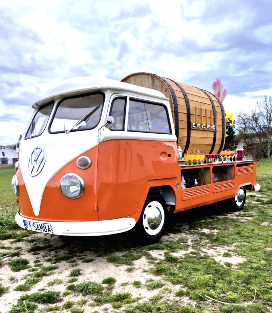 Prosecco van mobilny bar barman atrakcja impreza urodziny wesele event