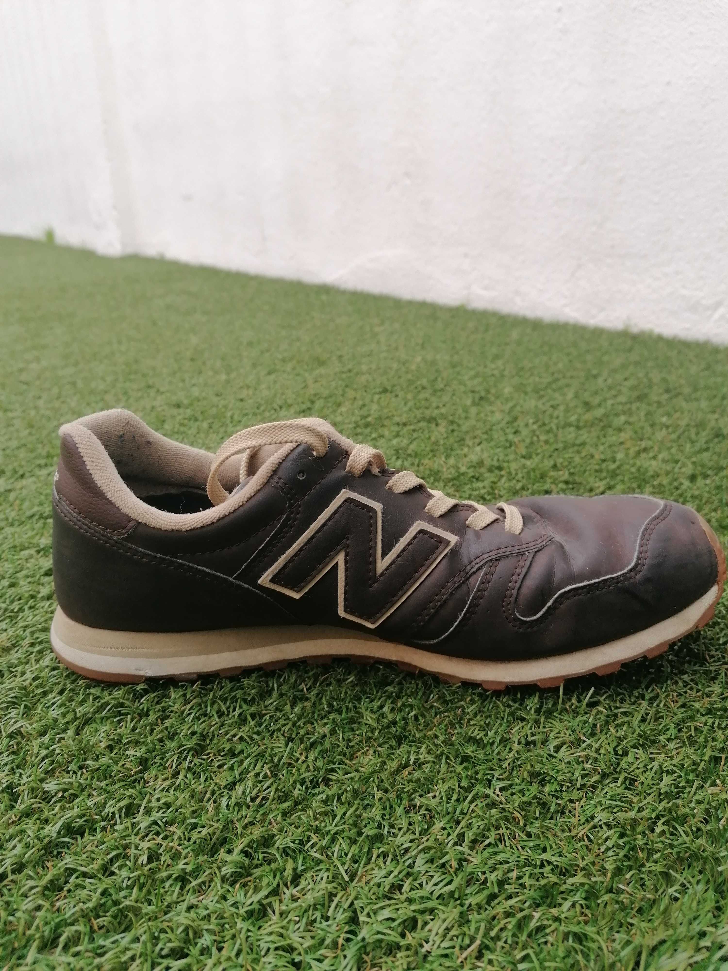 Tenis New Balance 373 modelo vintage