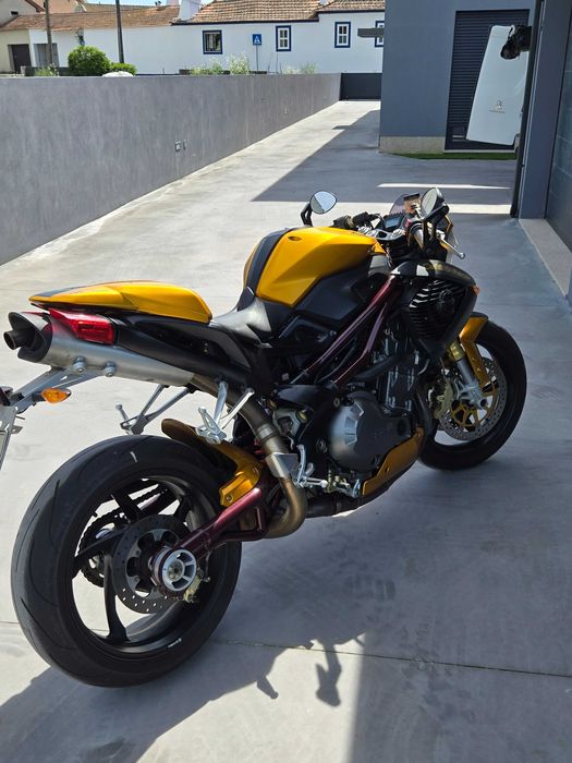 Benelle 1130 cafe racer