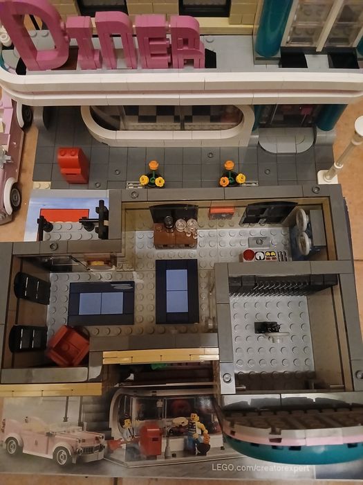 Lego creator expert 10260 модульна будівля набір Лего
