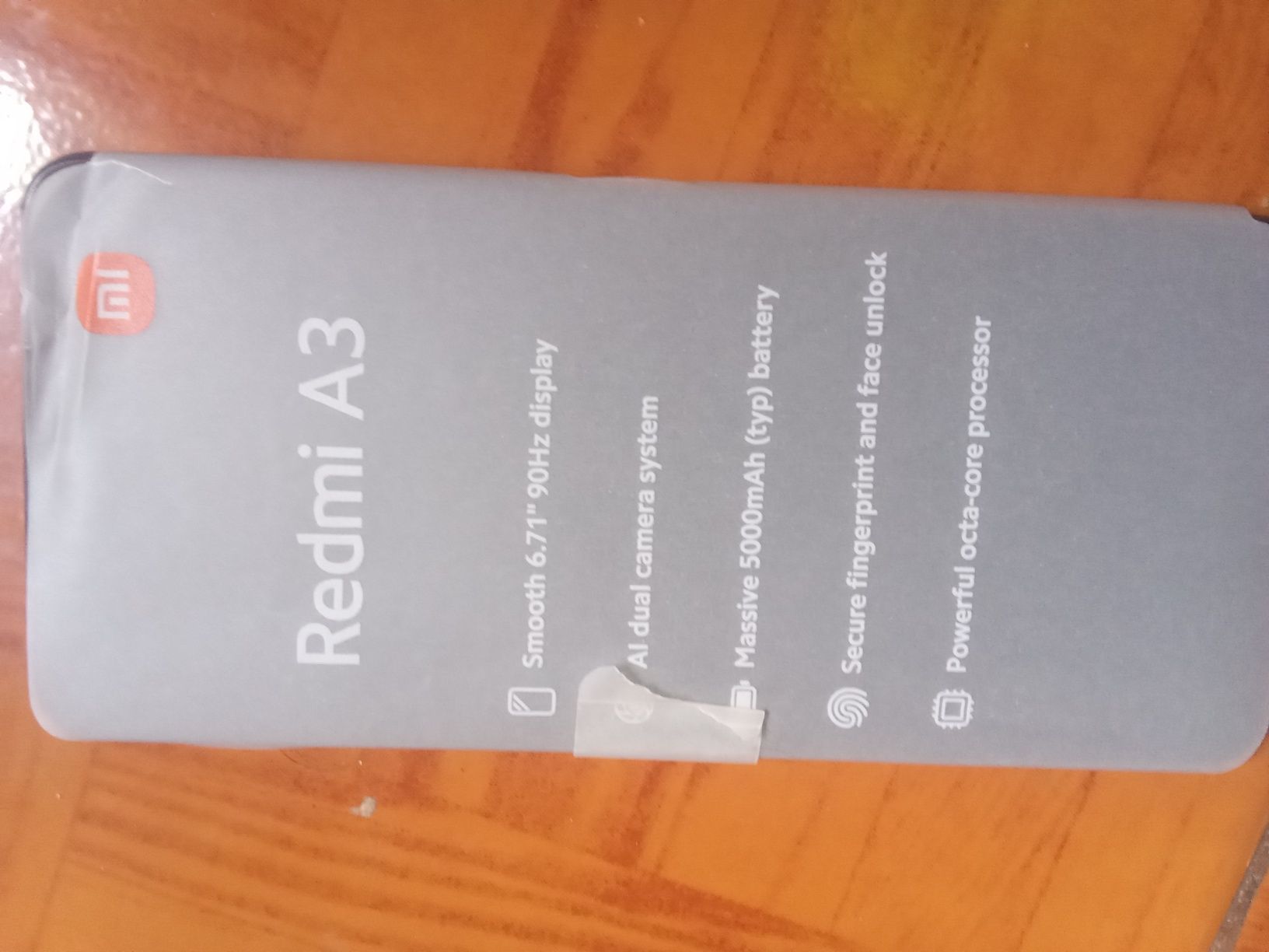 RedmiA3 novo em folha