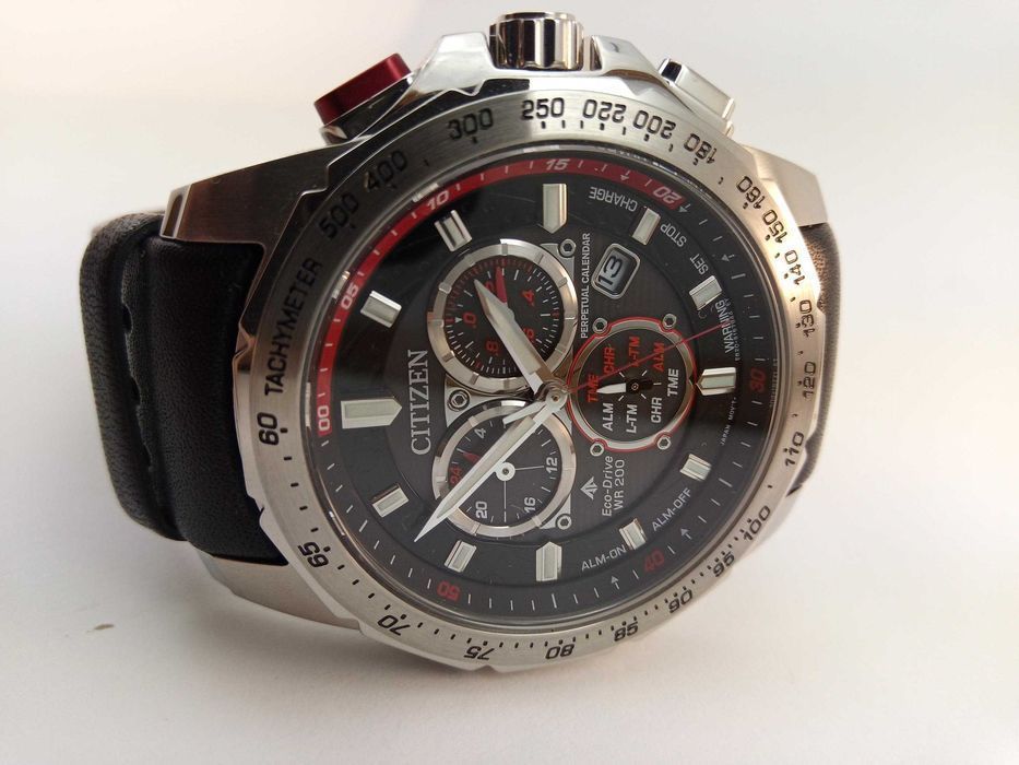 Гоночные часы Citizen BL5570-01E сапфир, солнечная батарея вечник 200м