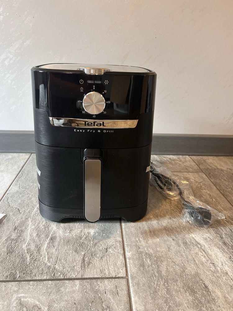Frytkownica beztłuszczowa, Tefal Easy pojemność 4,6 l, funkcja grilla