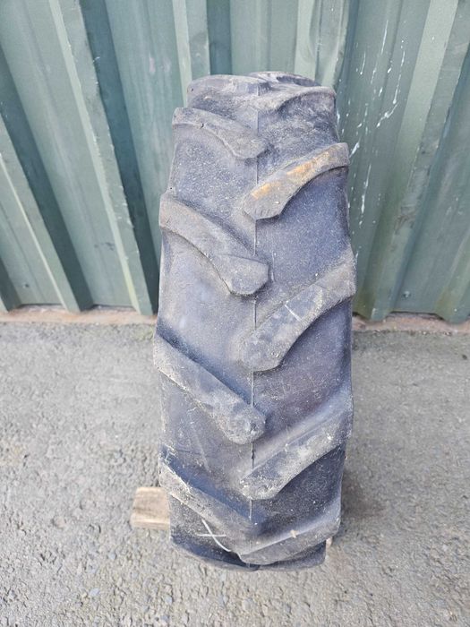 Opona Vredestein 7,00 7.00 - R 15 Vaderstad 7.00-15