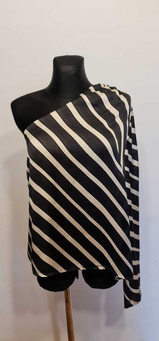 1282a Nowa satynowa Bluzka H&M na jedno ramie rozmiar XL