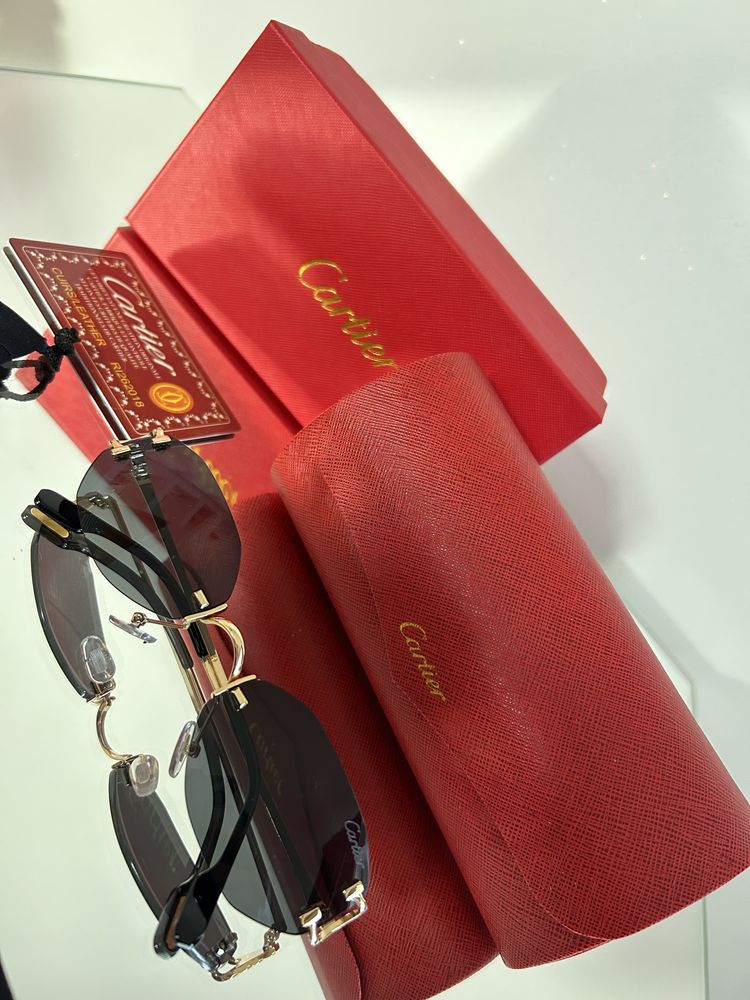 Okulary przeciwsłoneczne „cartier” z etui