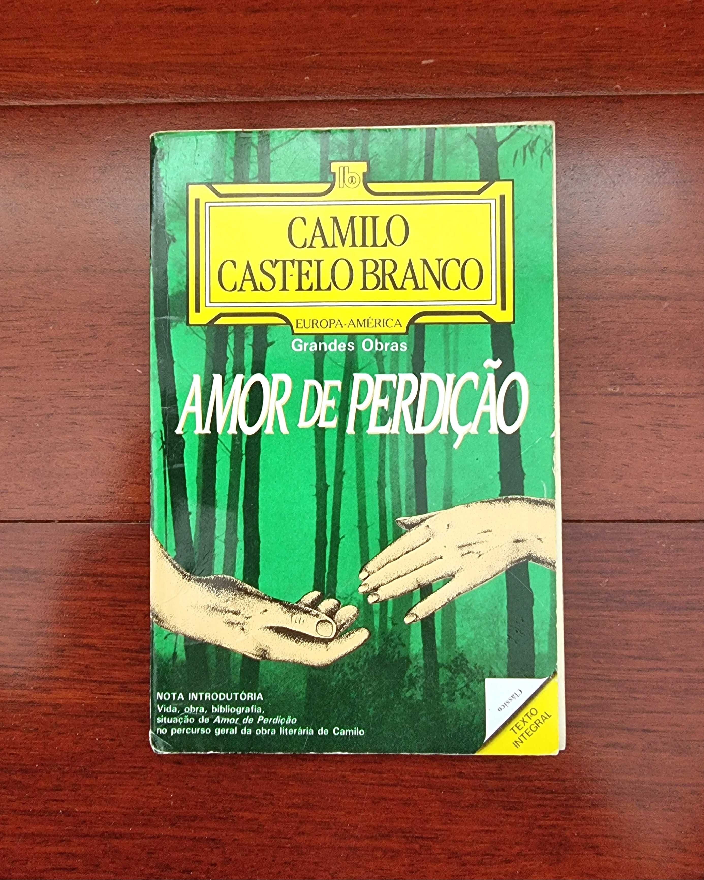 Livro "Amor de Perdição" de Camilo Castelo Branco