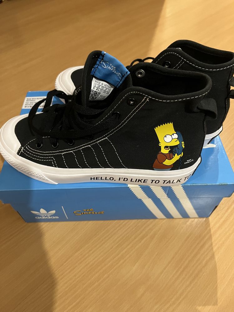 Tenis da Adidas Versao limitada dos Simpsons