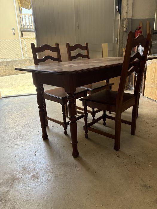 Mesa cozinha mogno