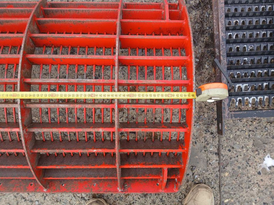 Sprzedam przezbrojenie do kukurydzy - Massey Ferguson, Fendt