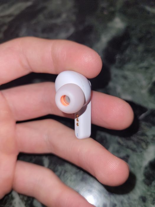 Безпровідні наушники JBL Live Pro+