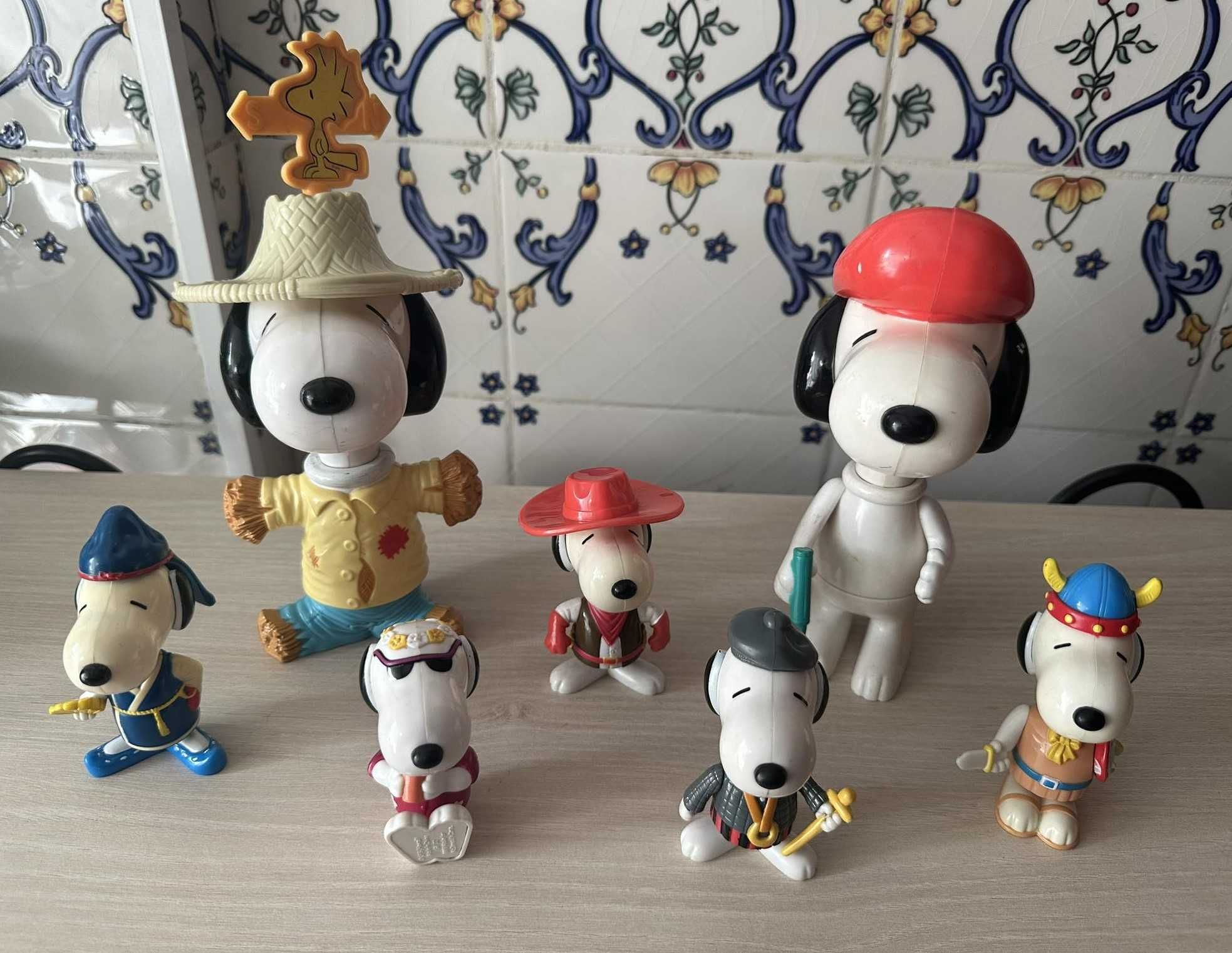 snoopy peanuts mcdonalds charlie brown bd bonecos 1999