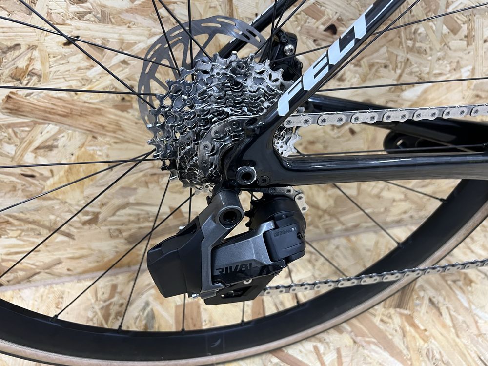 Bicicleta estrada Felt FR - Sram Rival AXS elétrico - Tamannho XS