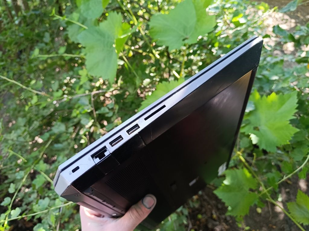 6 ядер, Ігровий ноутбук HP (i7 8850H/16/512/P1000 4GB)