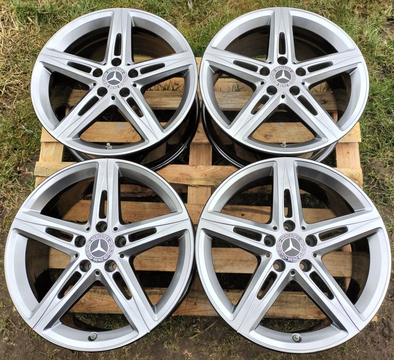 Felgi Oryginał Mercedes A B C CLA 7,5Jx18 ET49 5x112