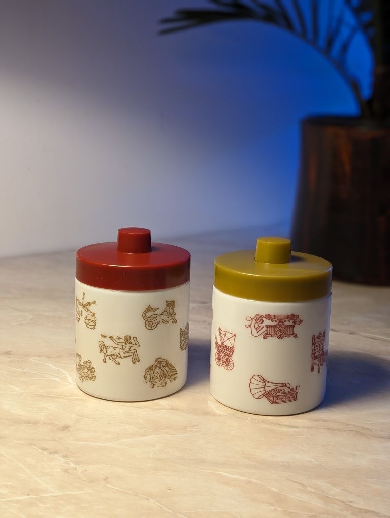 Pojemniki kuchenne retro szkło mleczne