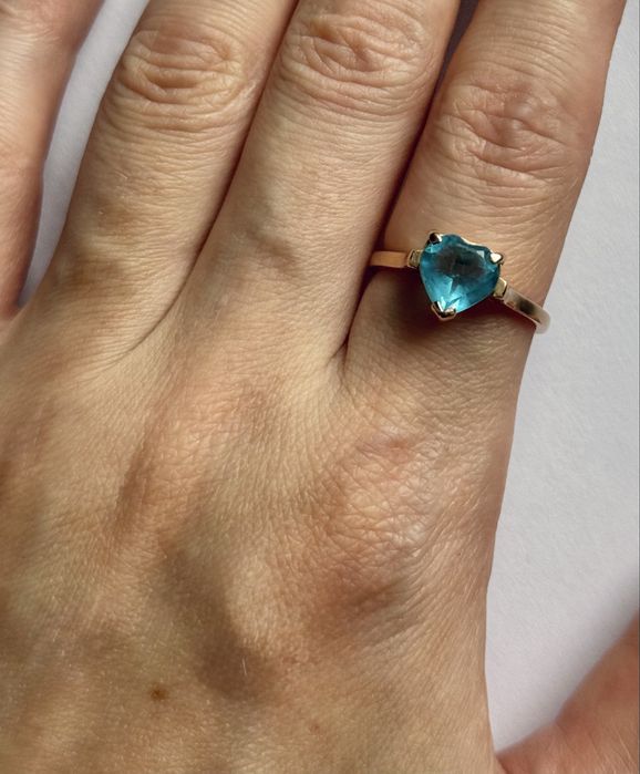 Золотое кольцо 18 размер