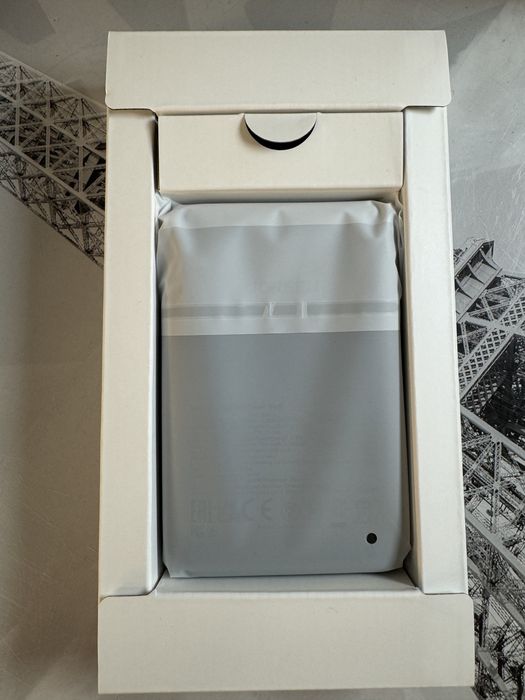 Павербанк UGREEN Power Bank 10000 mAh 20W — Wireless MagSafe зарядка