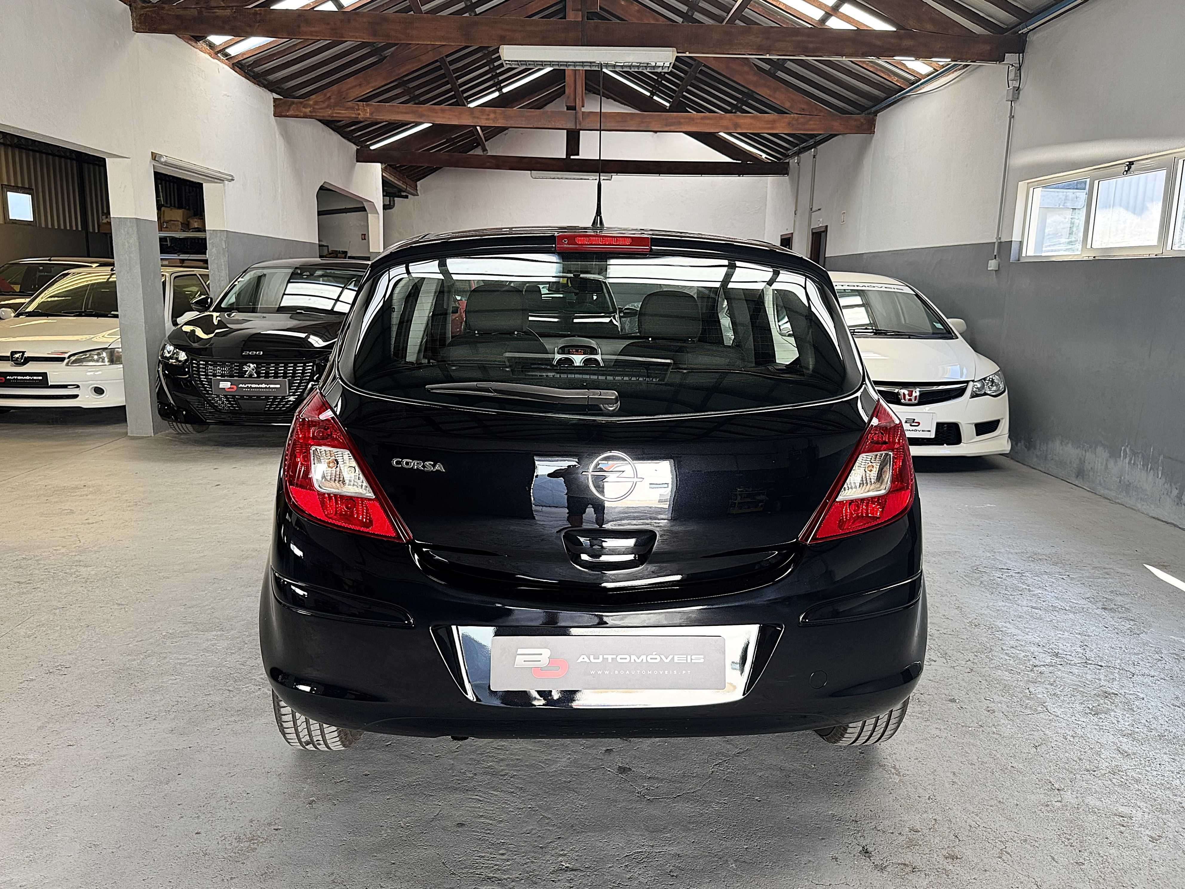 Opel Corsa D 1.2 A/C Poucos Km C/Novo