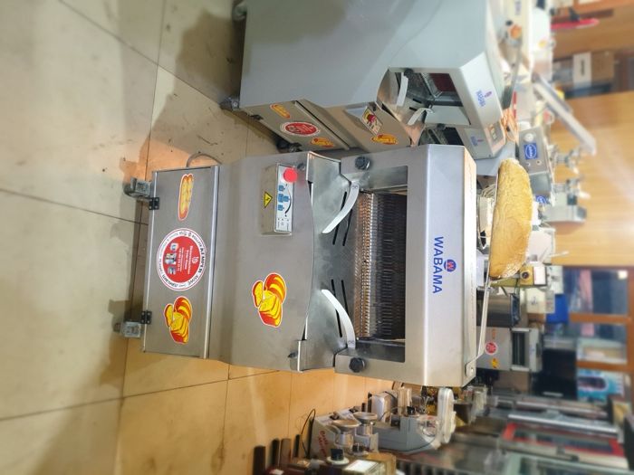 Хлеборезка оборудование для пекарни Автомат Wabama с Германии