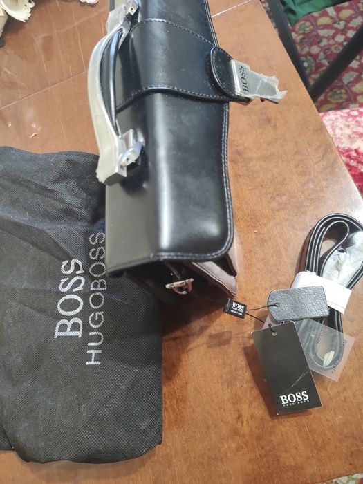 Чоловіча шкіряна барсетка- сумка HUGO BOSS