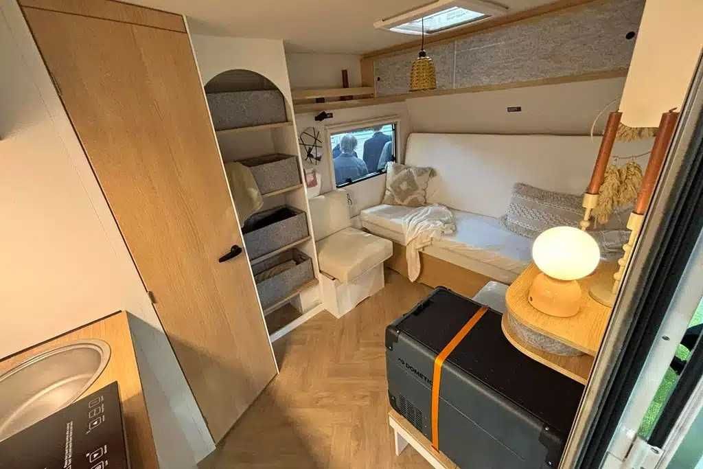 Wynajem przyczepy kempingowej LMC 350D 750 kg DMC prawo jazdy kat. B