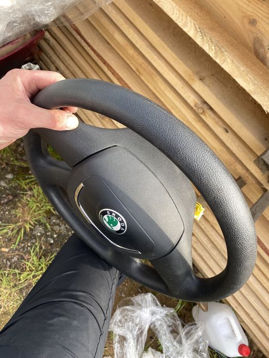 Подушка в руль airbag Skoda octavia a5 рестайл