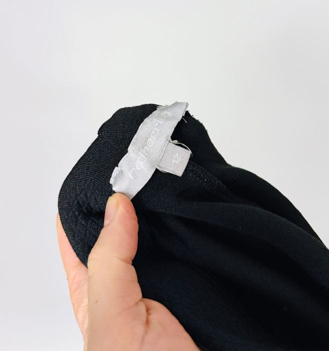 Czarna rozkloszowana spódnica midi L 40 Redherring