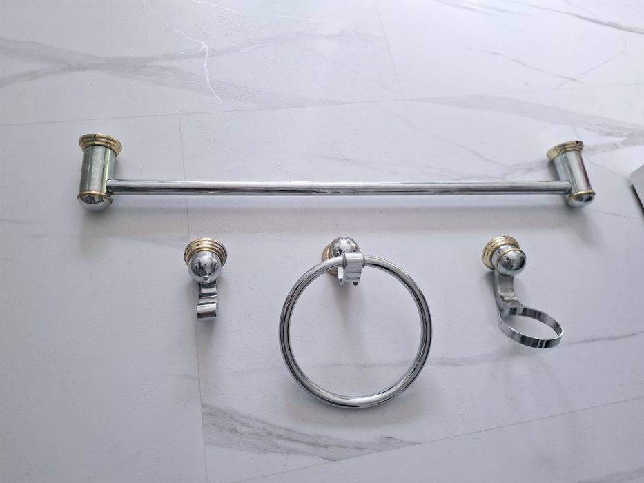 zestaw akcesoriów łazienkowych chrom srebrne wieszak kubek ręcznik