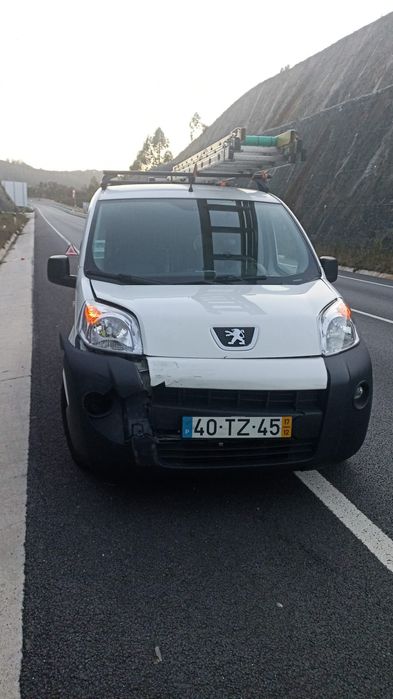 Peugeot Bipper batida