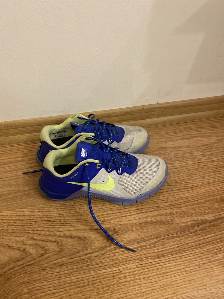 Buty Nike Metcon 2 rozmiar 38