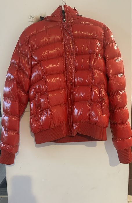 Moncler kurtka puchowa z kołnierzem z jenota