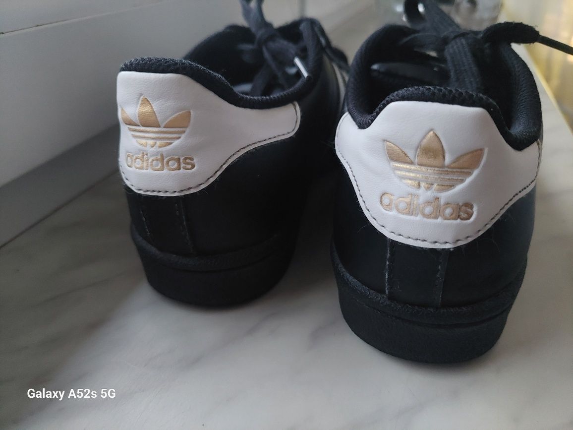 Adidas super star czarne