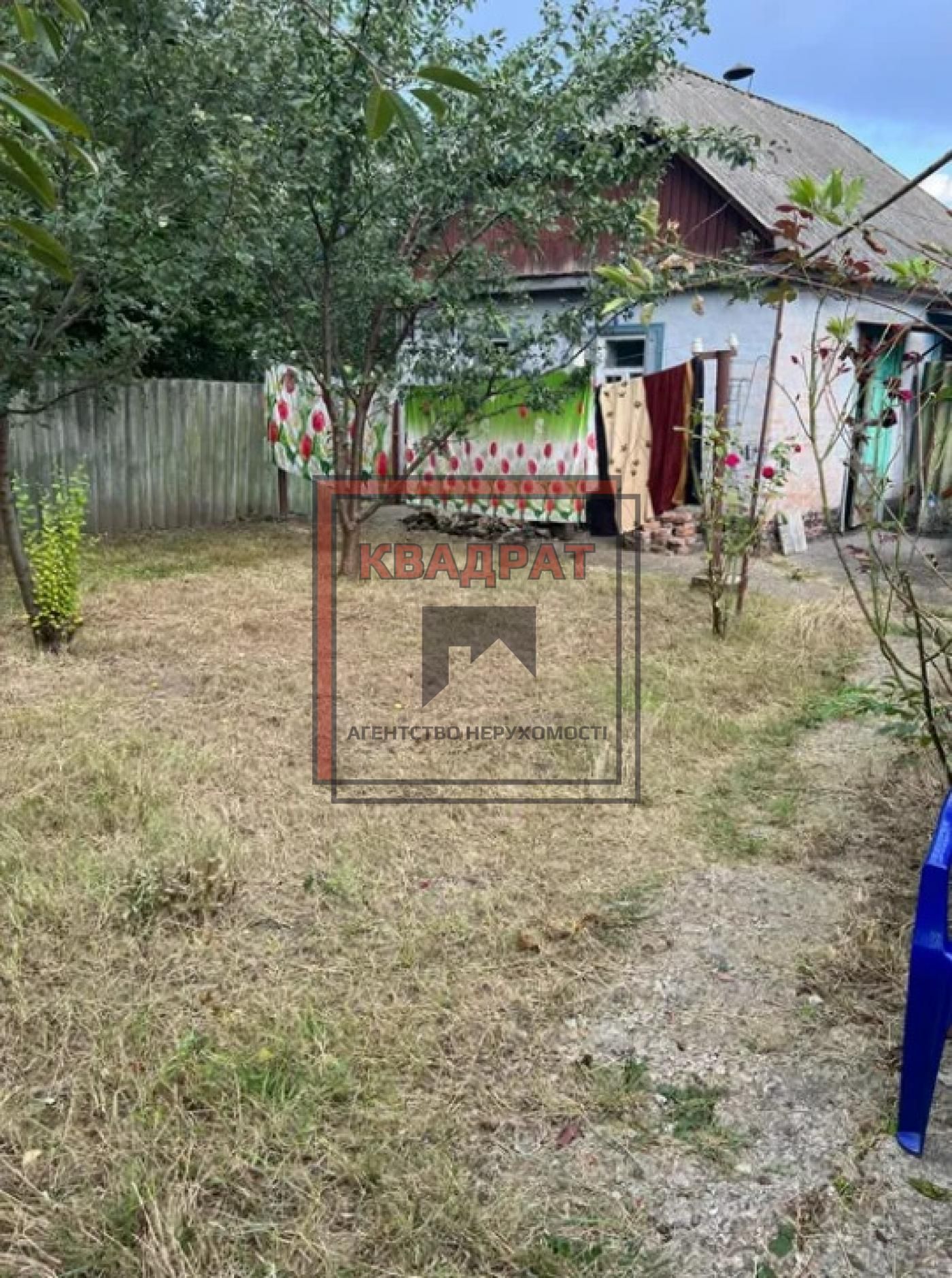 Продам 1/2 будинку / код 4053